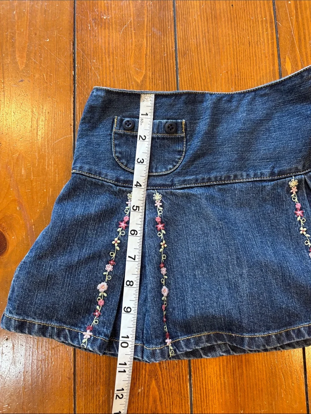 Gymboree Blue Denim Pleated Skort with Floral Embroidery Girls Size 4 GUC